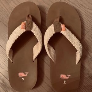 Vineyard Vines Flip Flops Braided